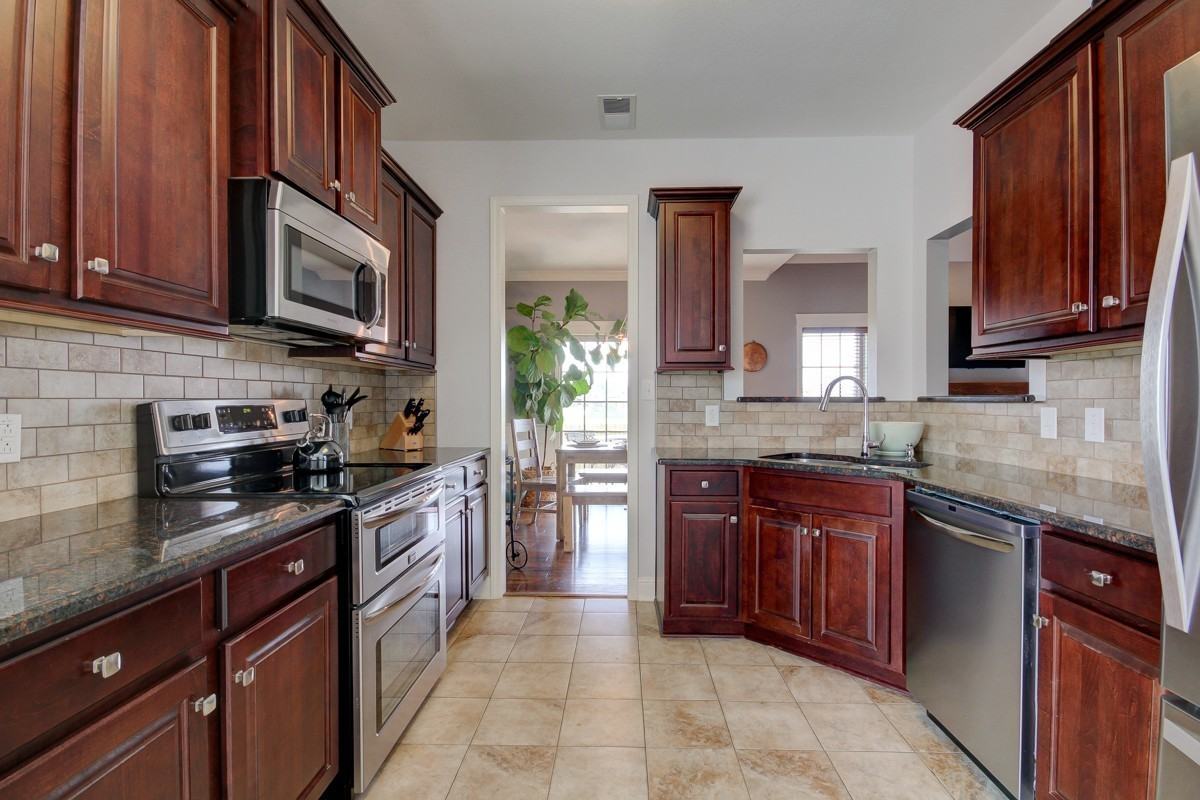 428 Carson Bailey Ct - Photo 6 of 18
