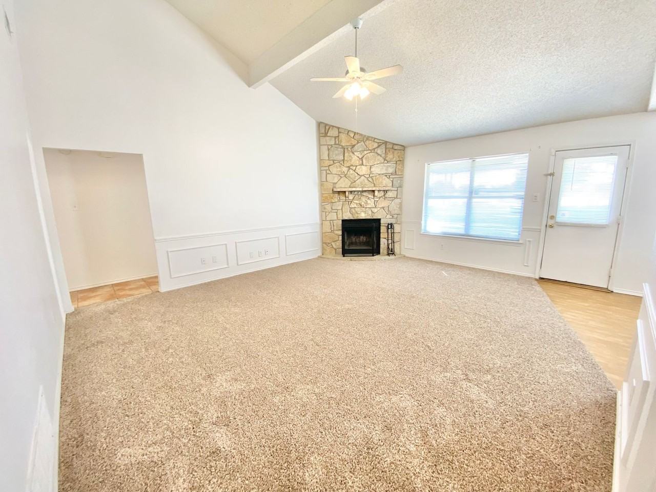 800 Canary Ln - Photo 2 of 19