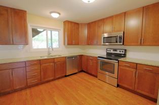 817 N Buchanan Blvd - Photo 1 of 1