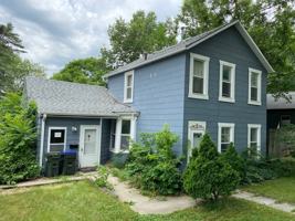 featured image of 819 S Van Buren St
