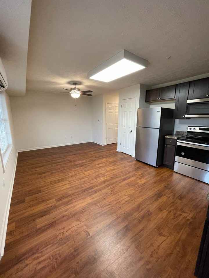 2889 Congers Creek Rd #1 - Photo 3 of 12