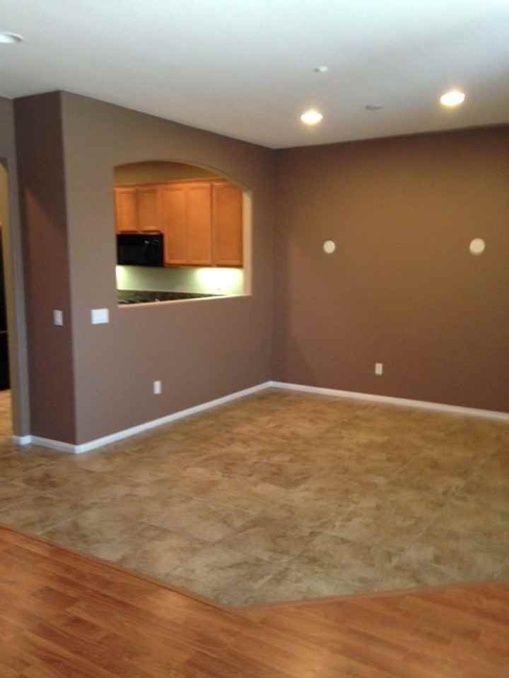 40211 Rosewell Ct - Photo 4 of 8