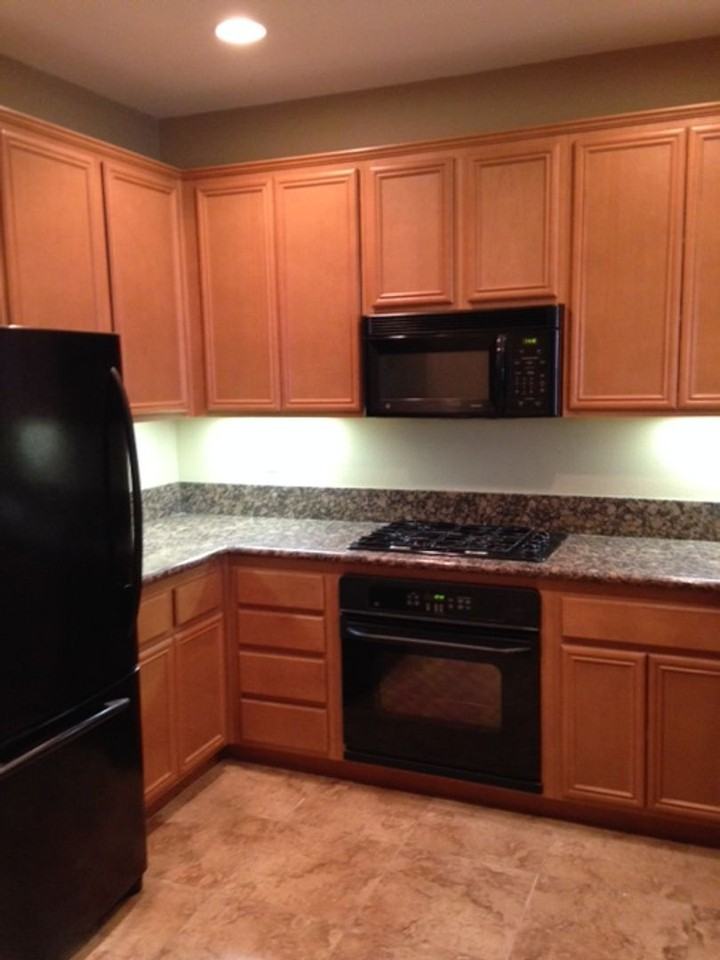 40211 Rosewell Ct - Photo 5 of 8
