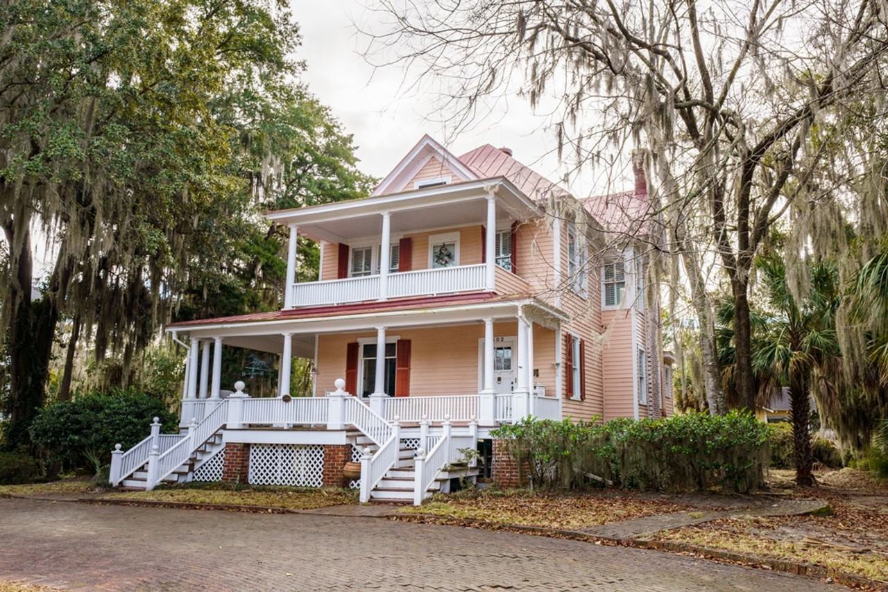 502 Washington St - Photo 2 of 50