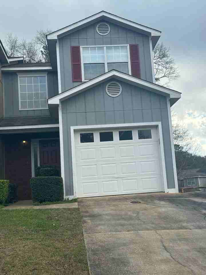 100 Pineridge Dr - Photo 2 of 23