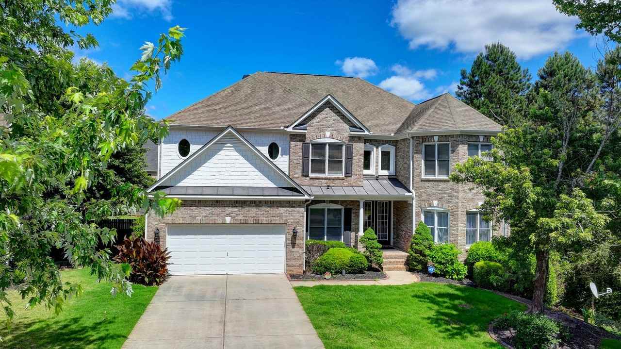 2274 Norbury Dr Se - Photo 2 of 50