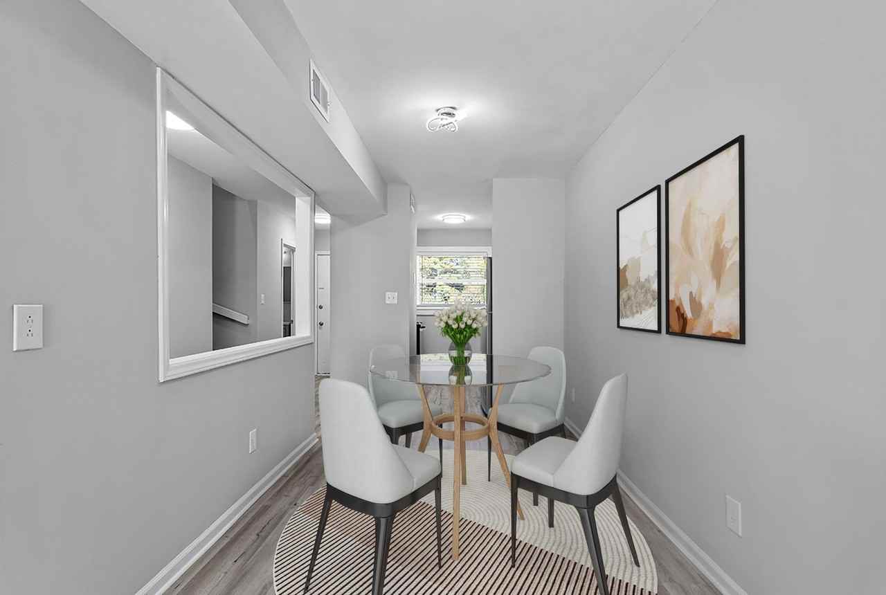 715 Moore Street - Photo 6 of 10