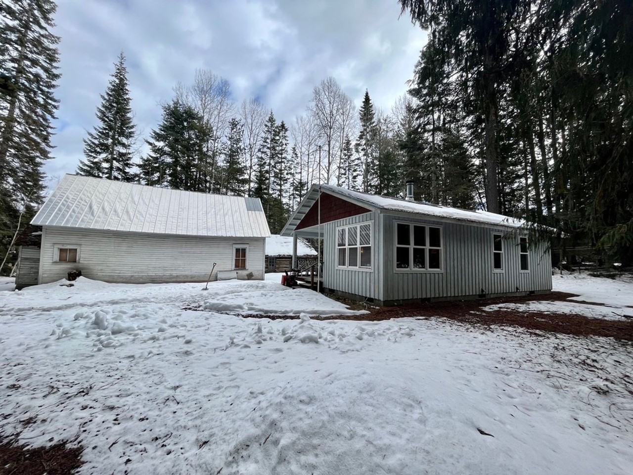 120 Garfield Bay Cutoff - Photo 3 of 30