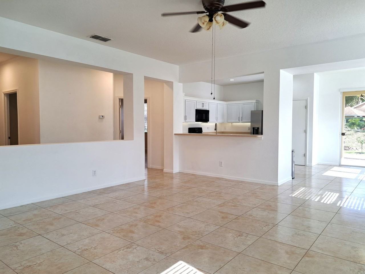 4517 Barbados Loop - Photo 3 of 23