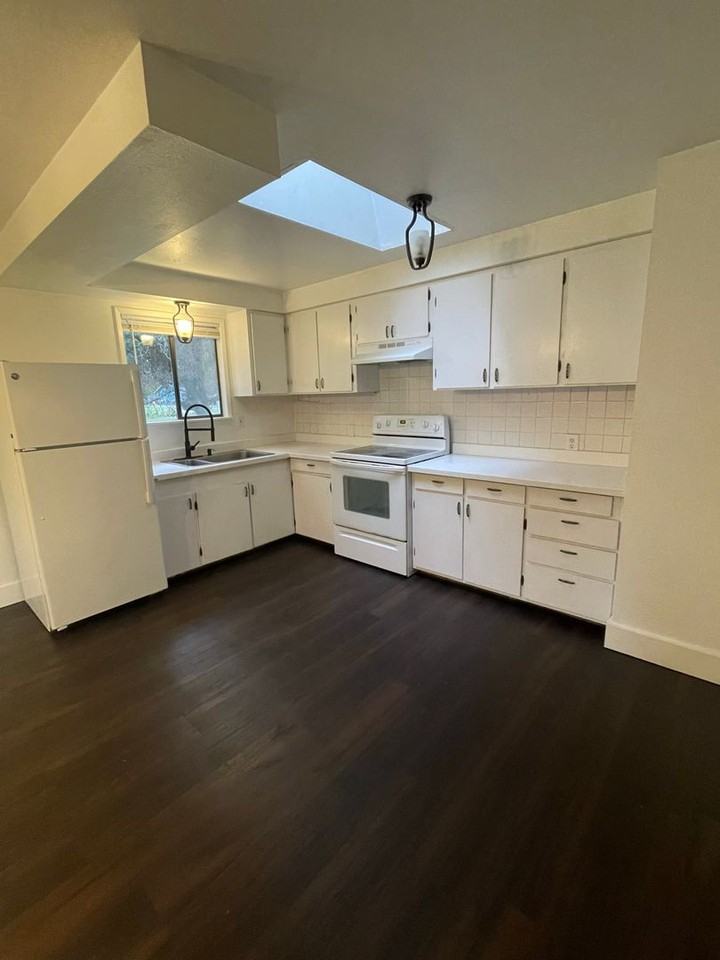 7891 San Juan Ave - Photo 3 of 13