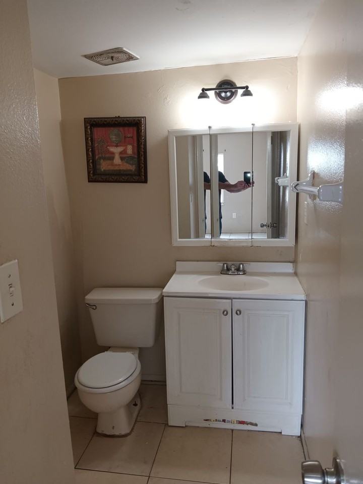 1404 Holden Ave #D - Photo 5 of 6