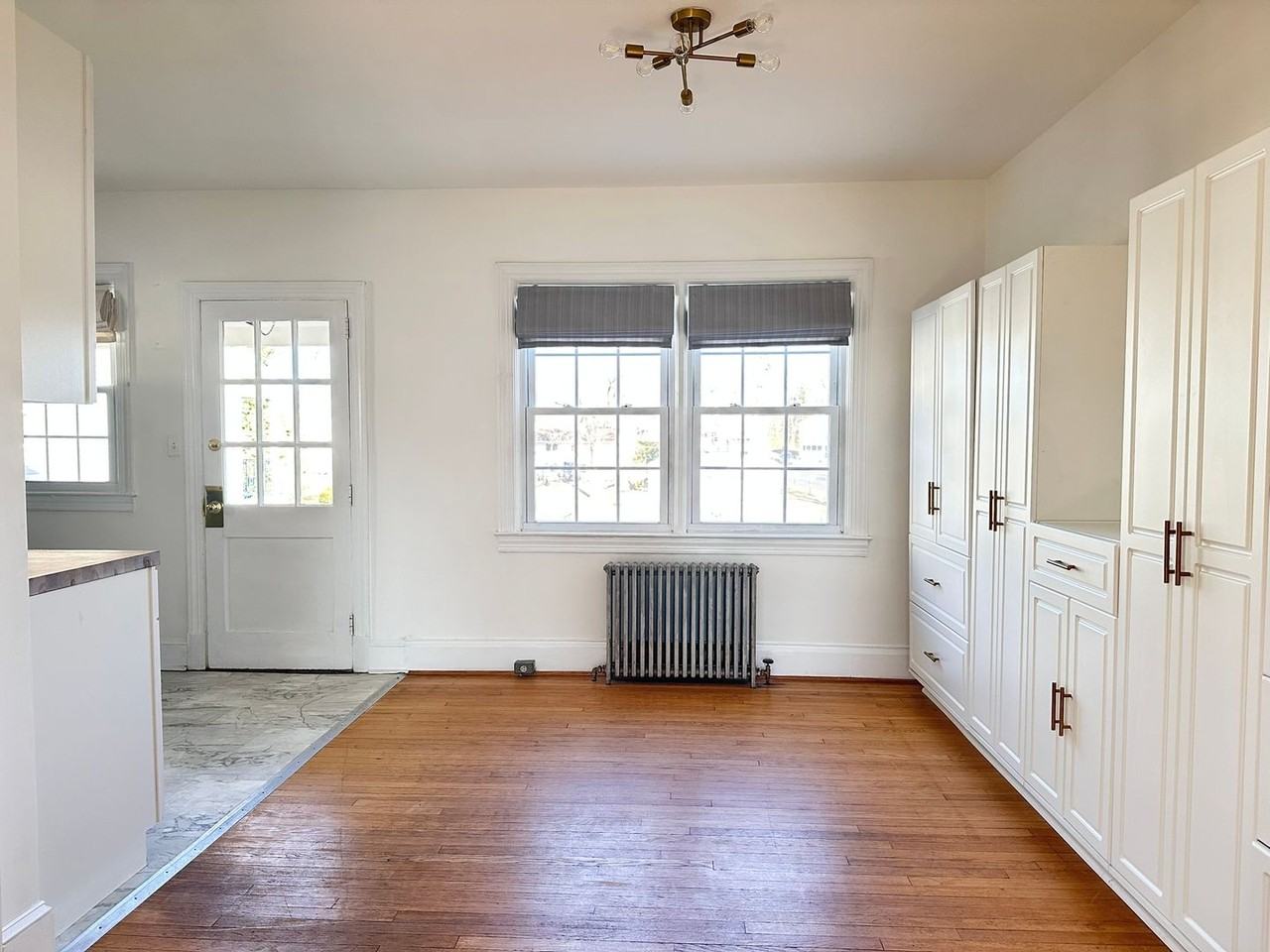 122 Summit St - Photo 4 of 19