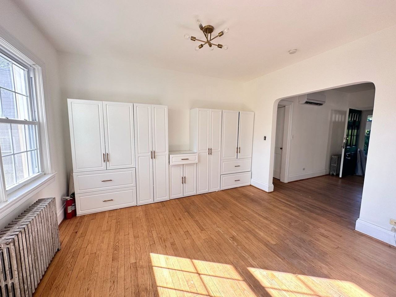 122 Summit St - Photo 5 of 19