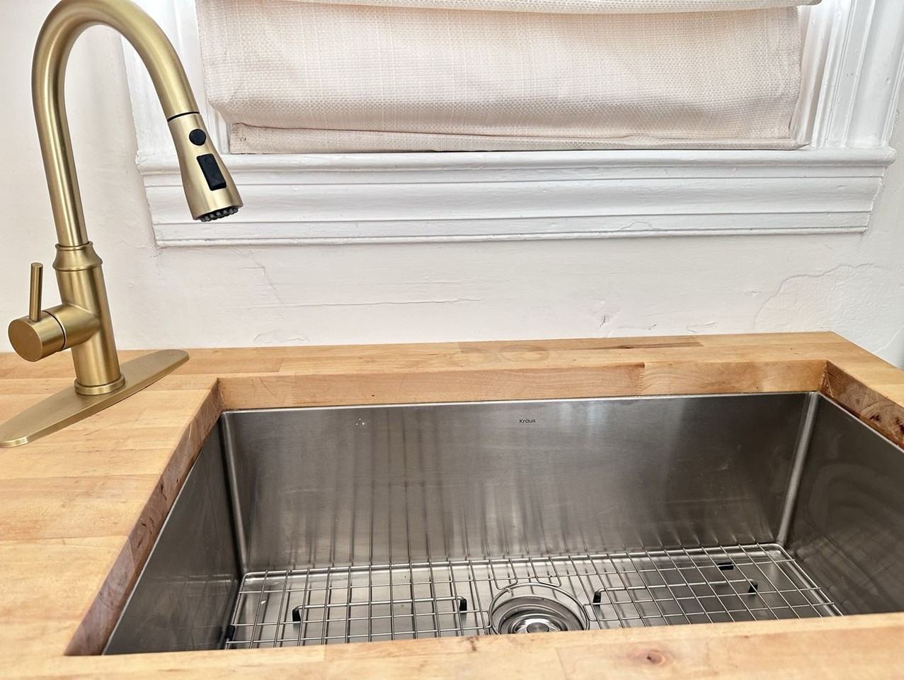 122 Summit St - Photo 7 of 19