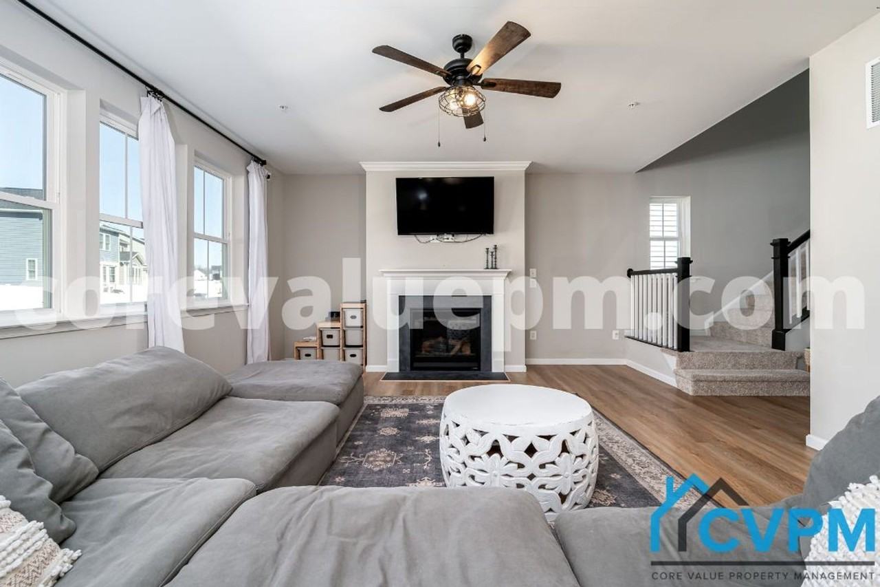 2636 Orchard Oriole Way - Photo 2 of 29