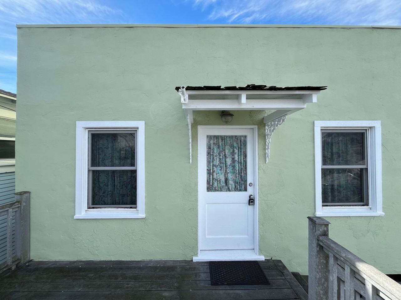 1422 Ocean Ave - Photo 3 of 12