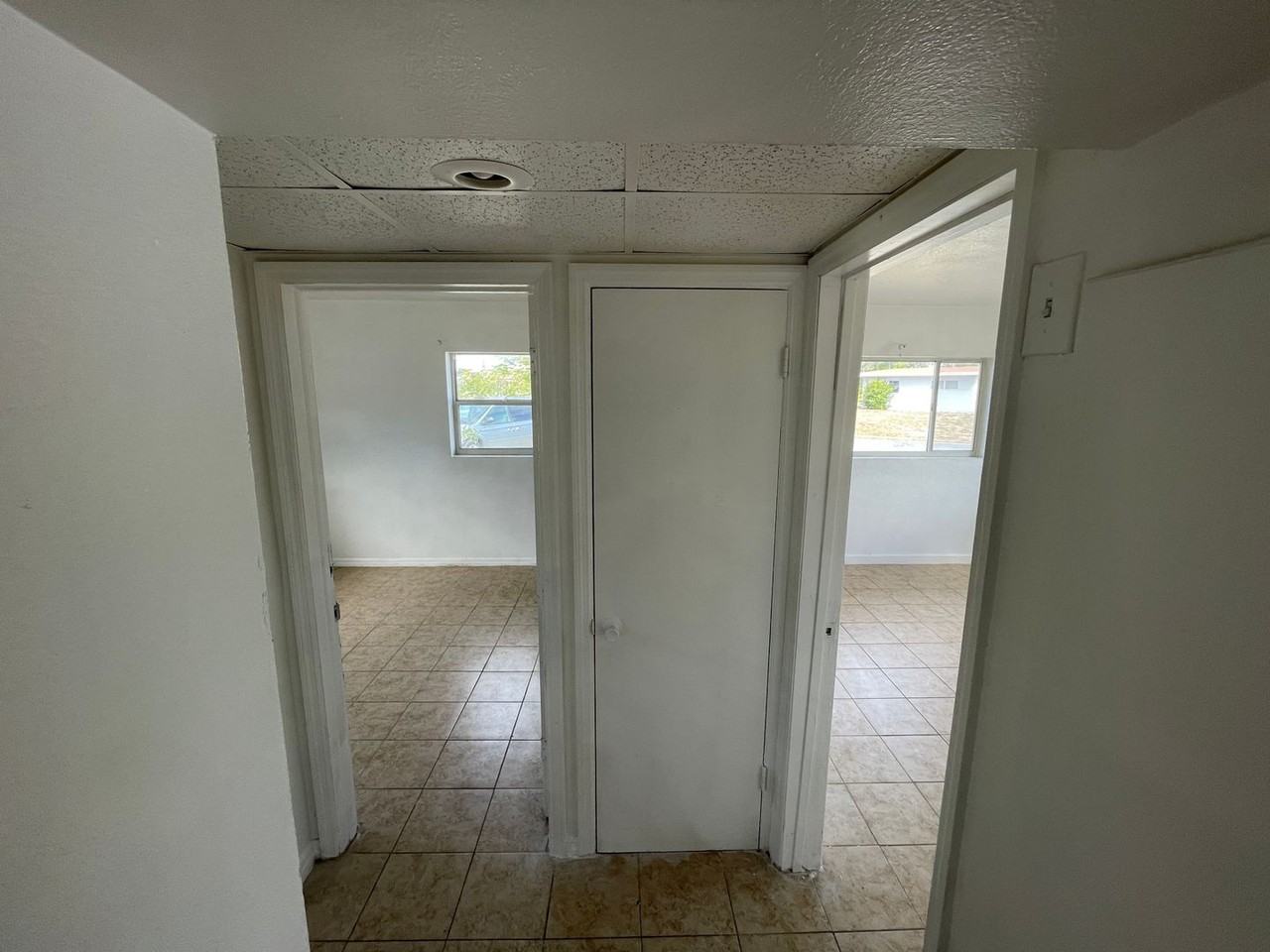 5250 Hemlock Dr - Photo 5 of 23