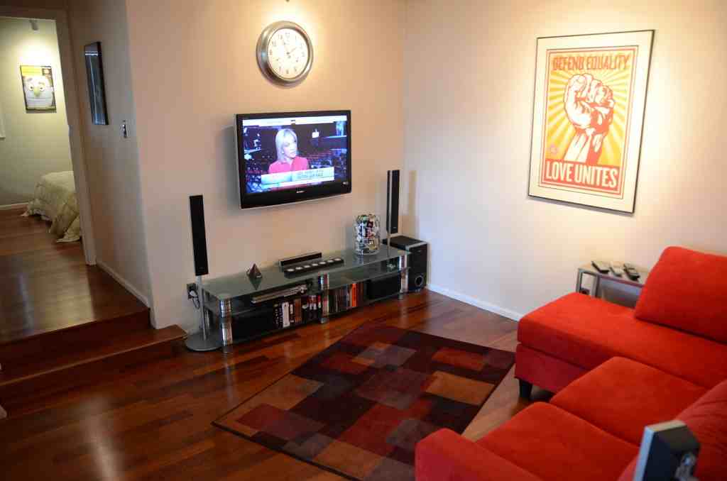 423 Idylwood Dr Se - Photo 2 of 12