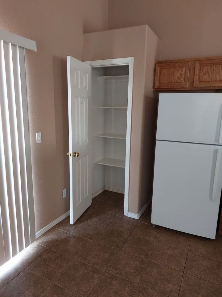 5001 Calle Verde - Photo 2 of 12