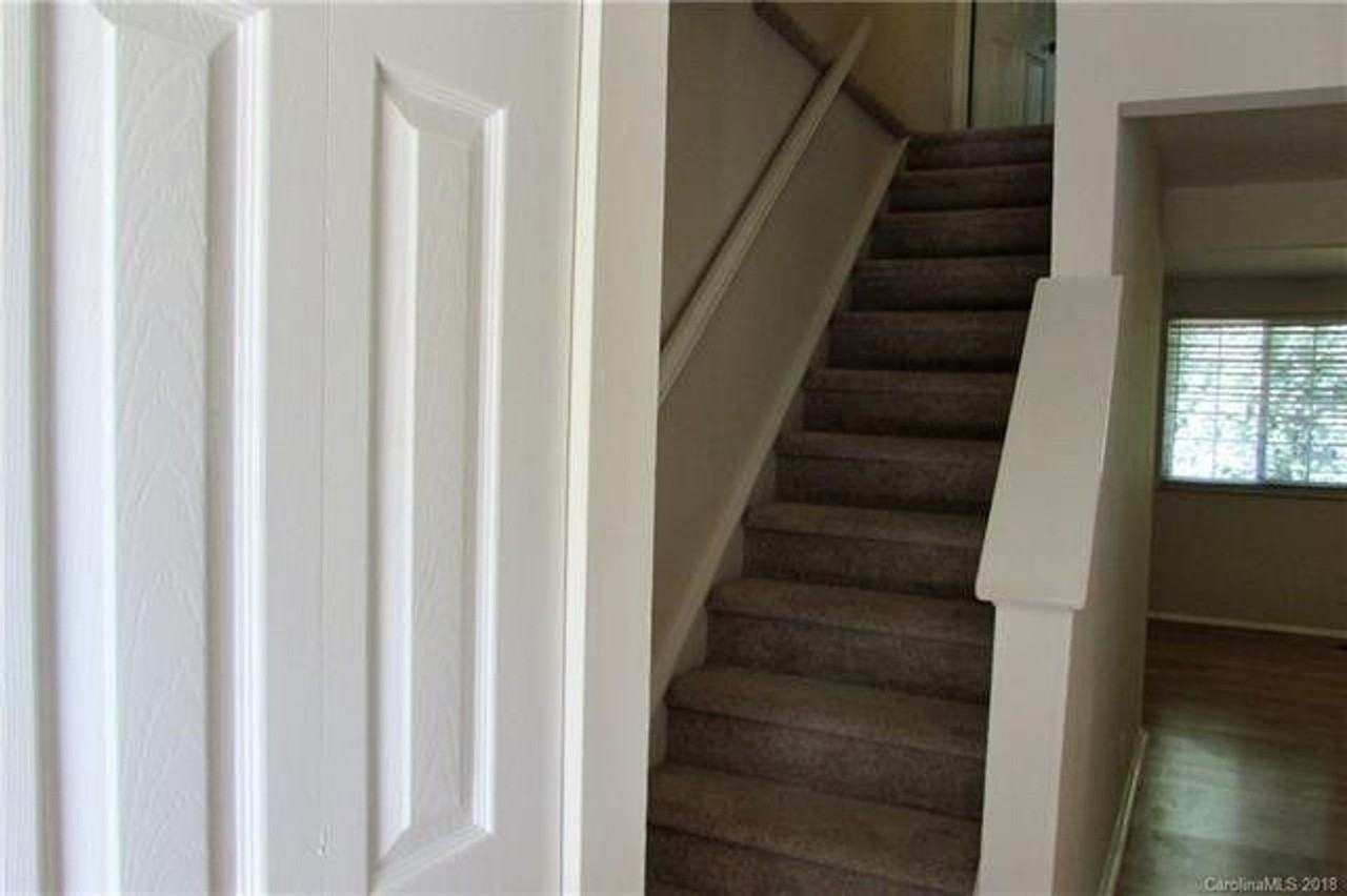 Lexington Cir - Photo 4 of 7