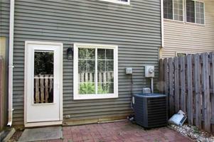 featured image of Lexington Cir