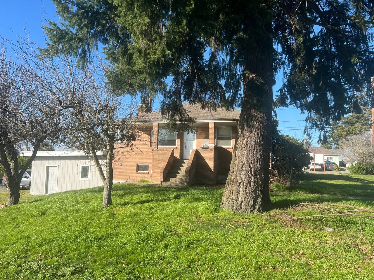 12007 62nd Ave S - Photo 6 of 29