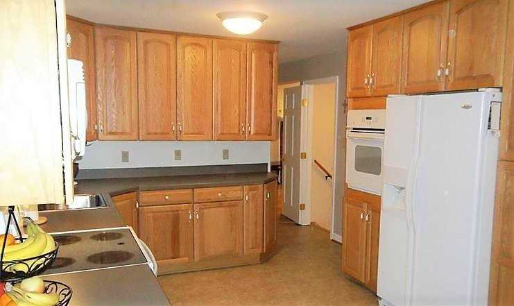 15804 Wendy Ct - Photo 3 of 25