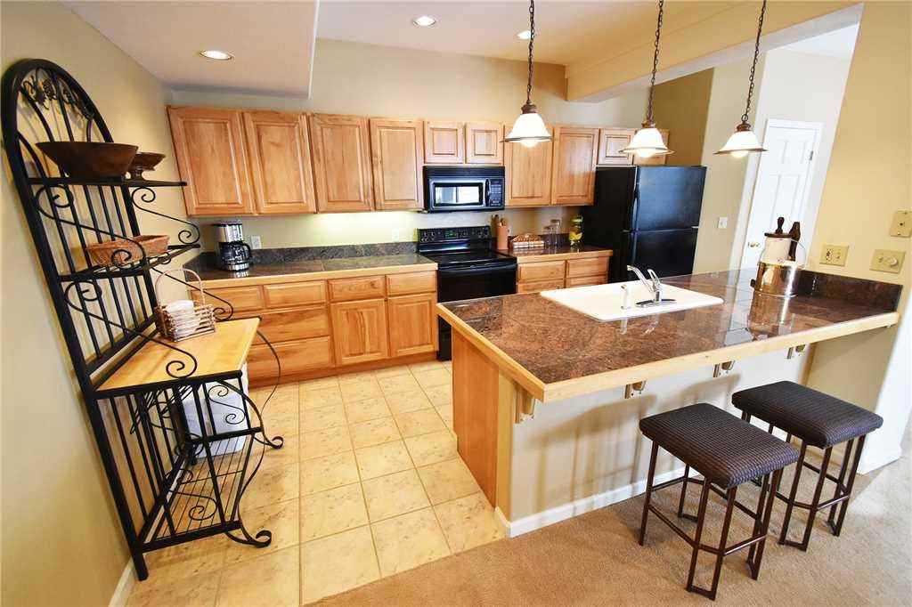 54 Ensign Dr - Photo 6 of 38