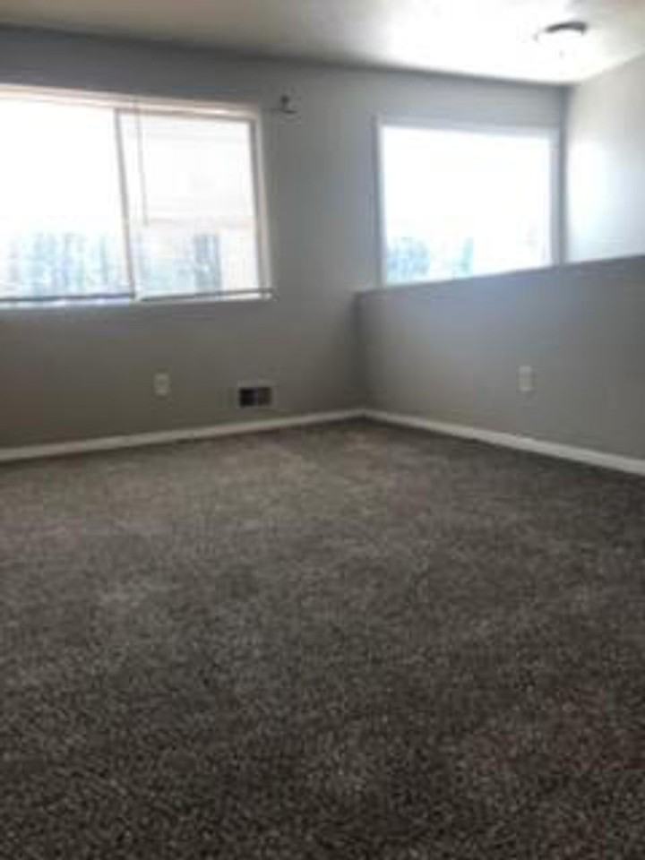 2387 Fairway Circle Southwest - Photo 5 of 11