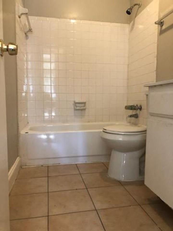 2387 Fairway Circle Southwest - Photo 7 of 11