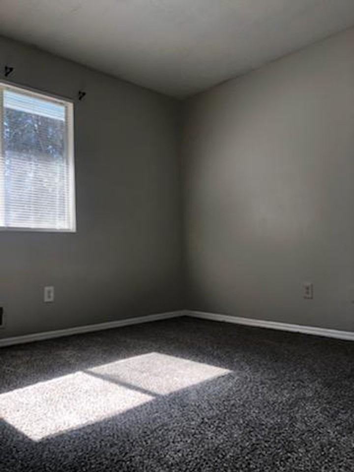 2387 Fairway Circle Southwest - Photo 4 of 11