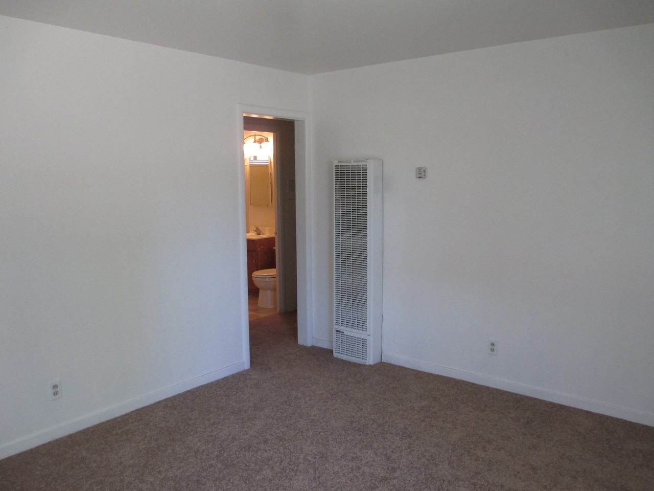 272 Folsom Rd - Photo 3 of 11