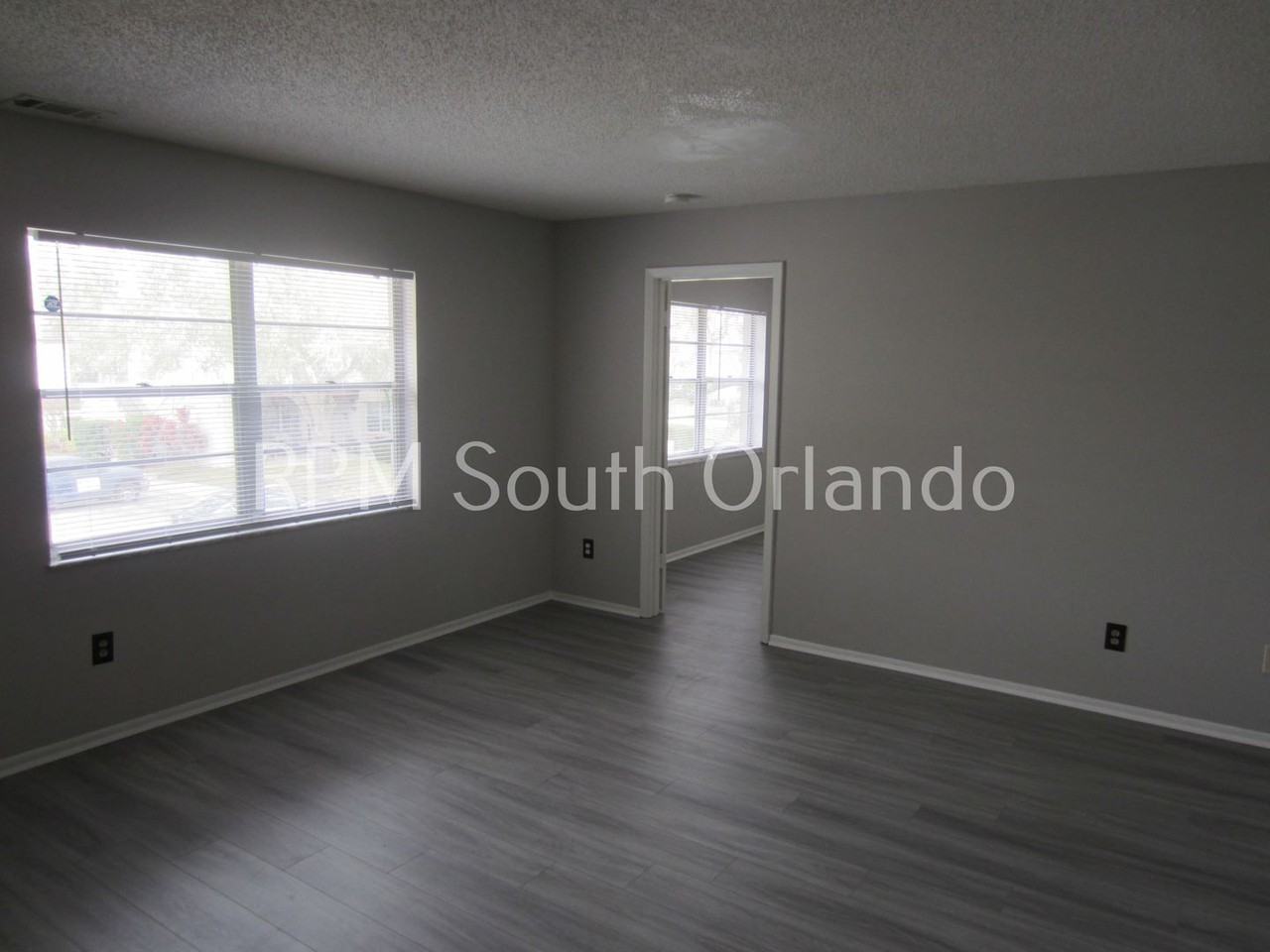 36 Windtree Ln #202 - Photo 4 of 16