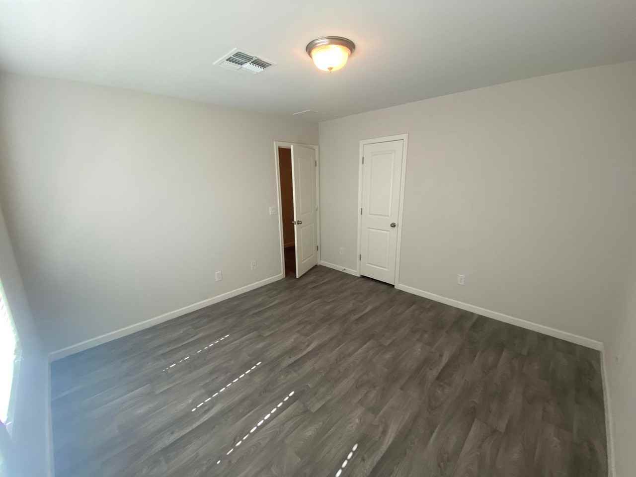 246 Taylor Avenue - Photo 4 of 41