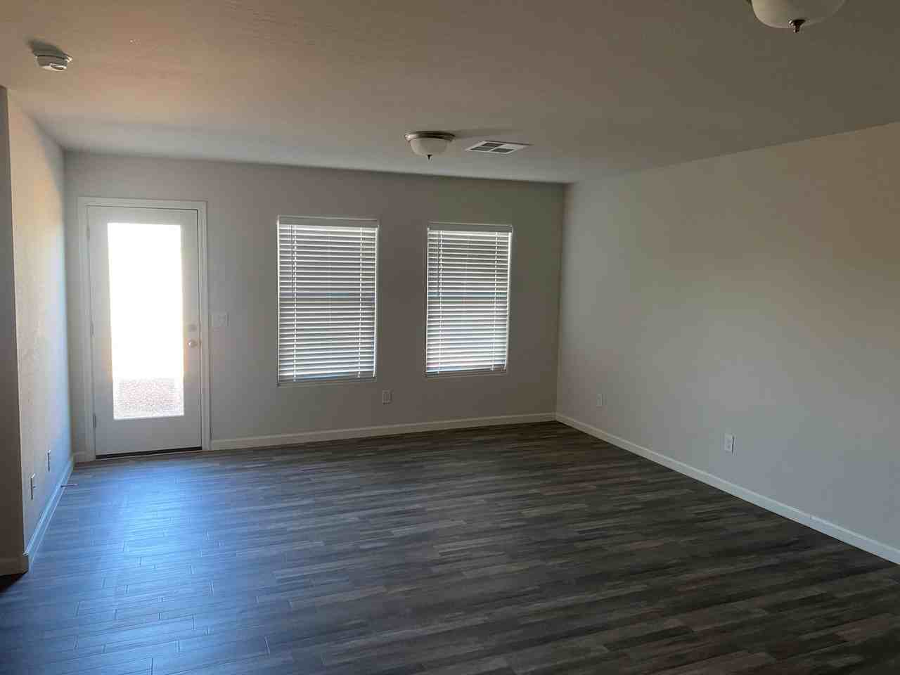 246 Taylor Avenue - Photo 5 of 41