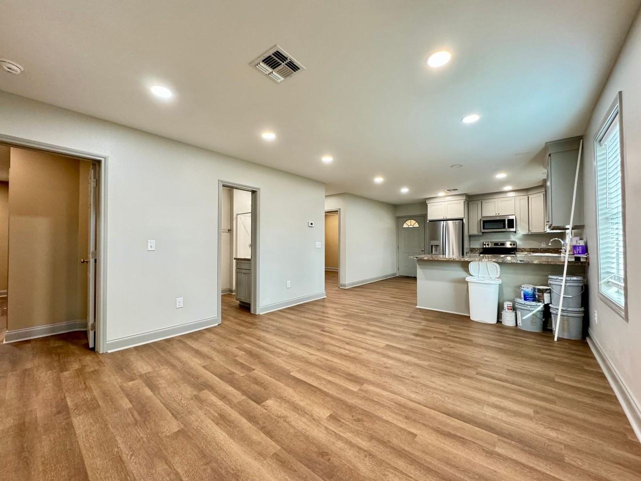 3500 W California Ave - Photo 3 of 17