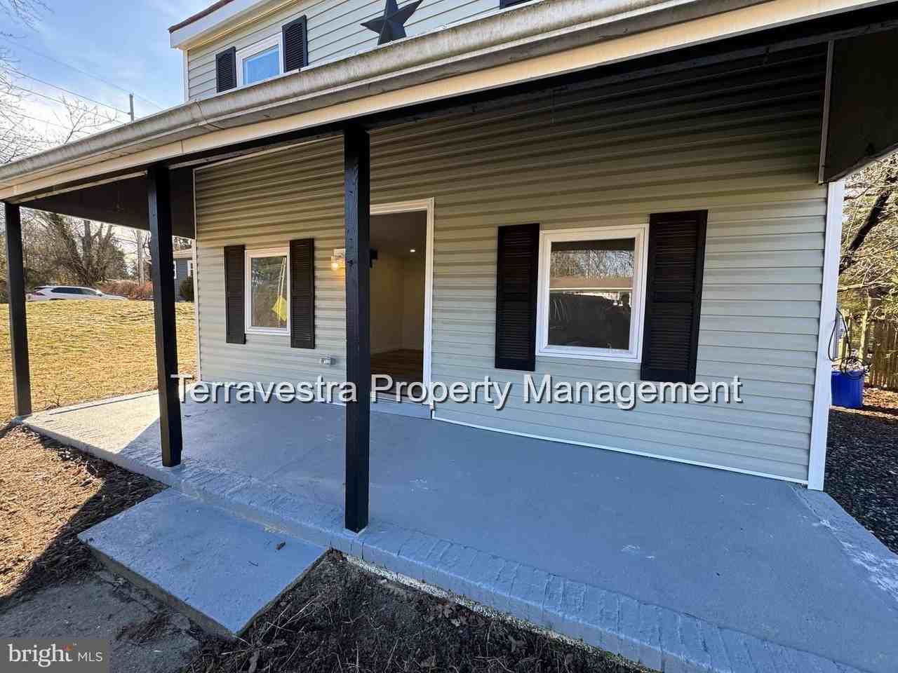 393 Tansboro Rd - Photo 2 of 18