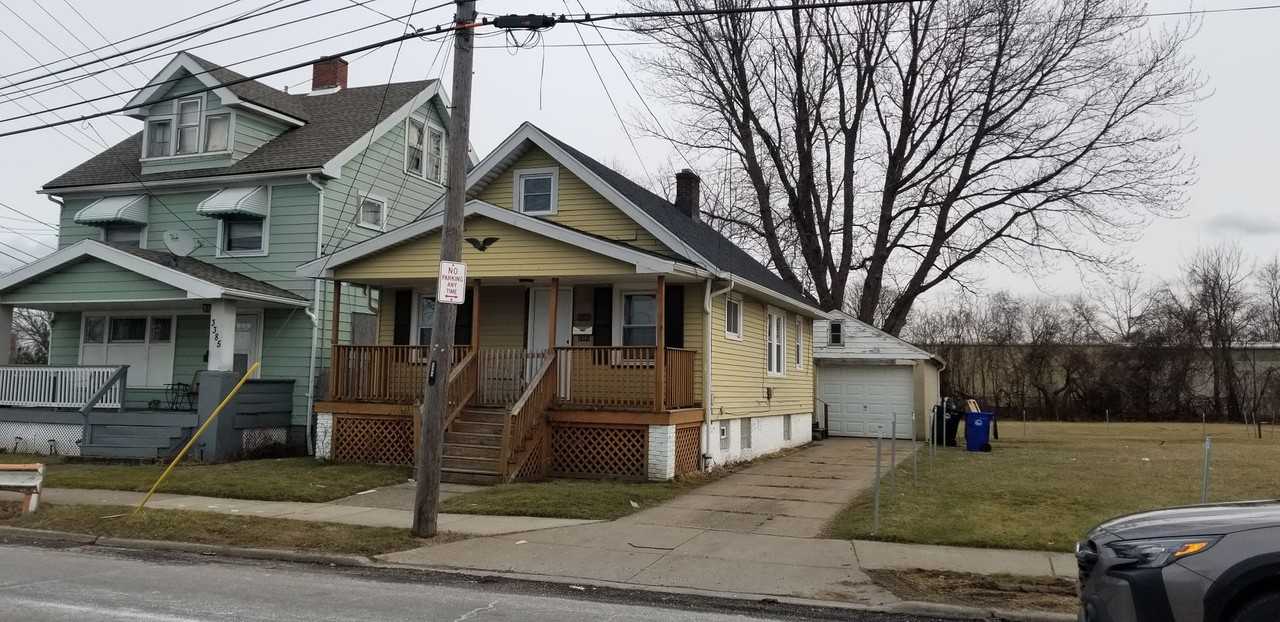 3391 W 67th St - Photo 3 of 50