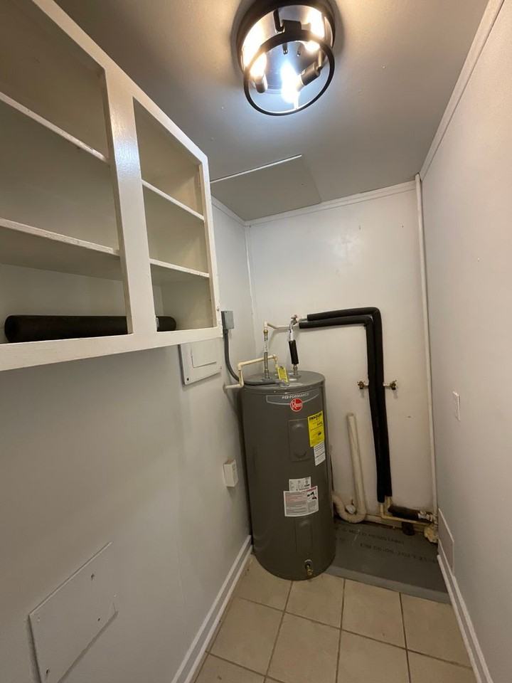 3005 Abelia Dr - Photo 5 of 19