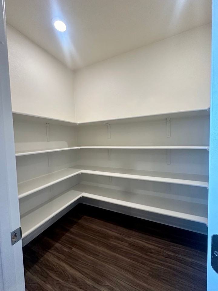 102 Fanuncio Ln - Photo 6 of 18