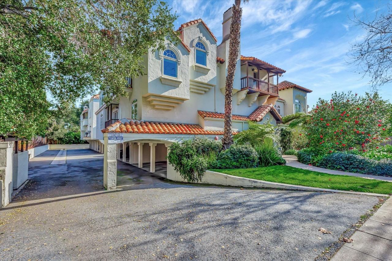 1235 Alma St - Photo 2 of 46