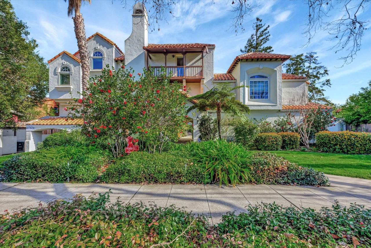 1235 Alma St - Photo 5 of 46