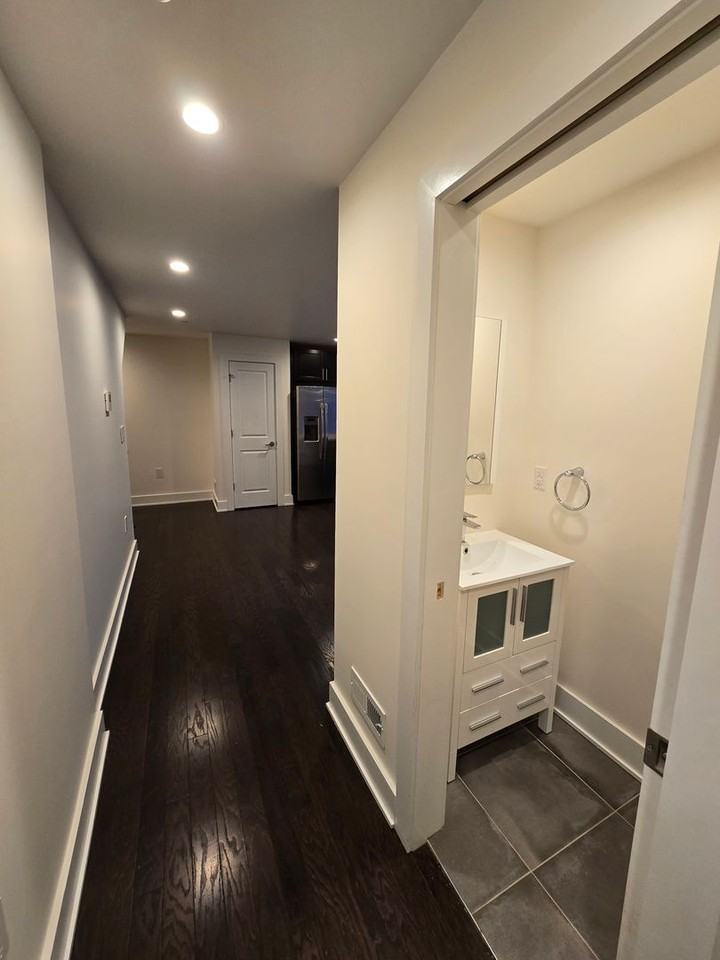 1521 N Franklin St - Photo 2 of 24