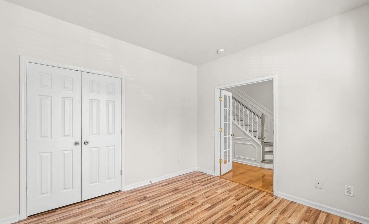 14154 Fitzroy Ln - Photo 5 of 34