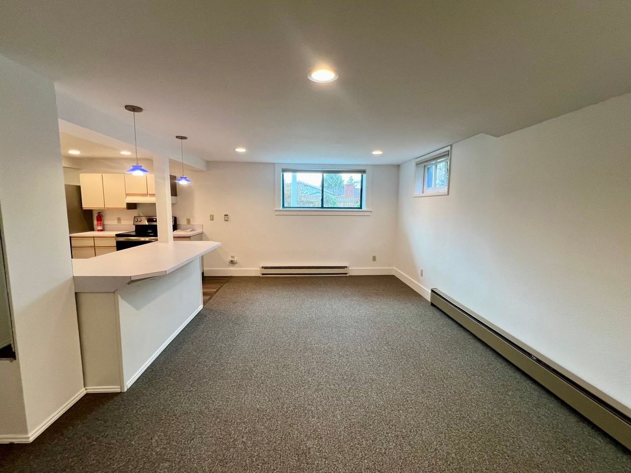 541 Ne 82nd St - Photo 2 of 14