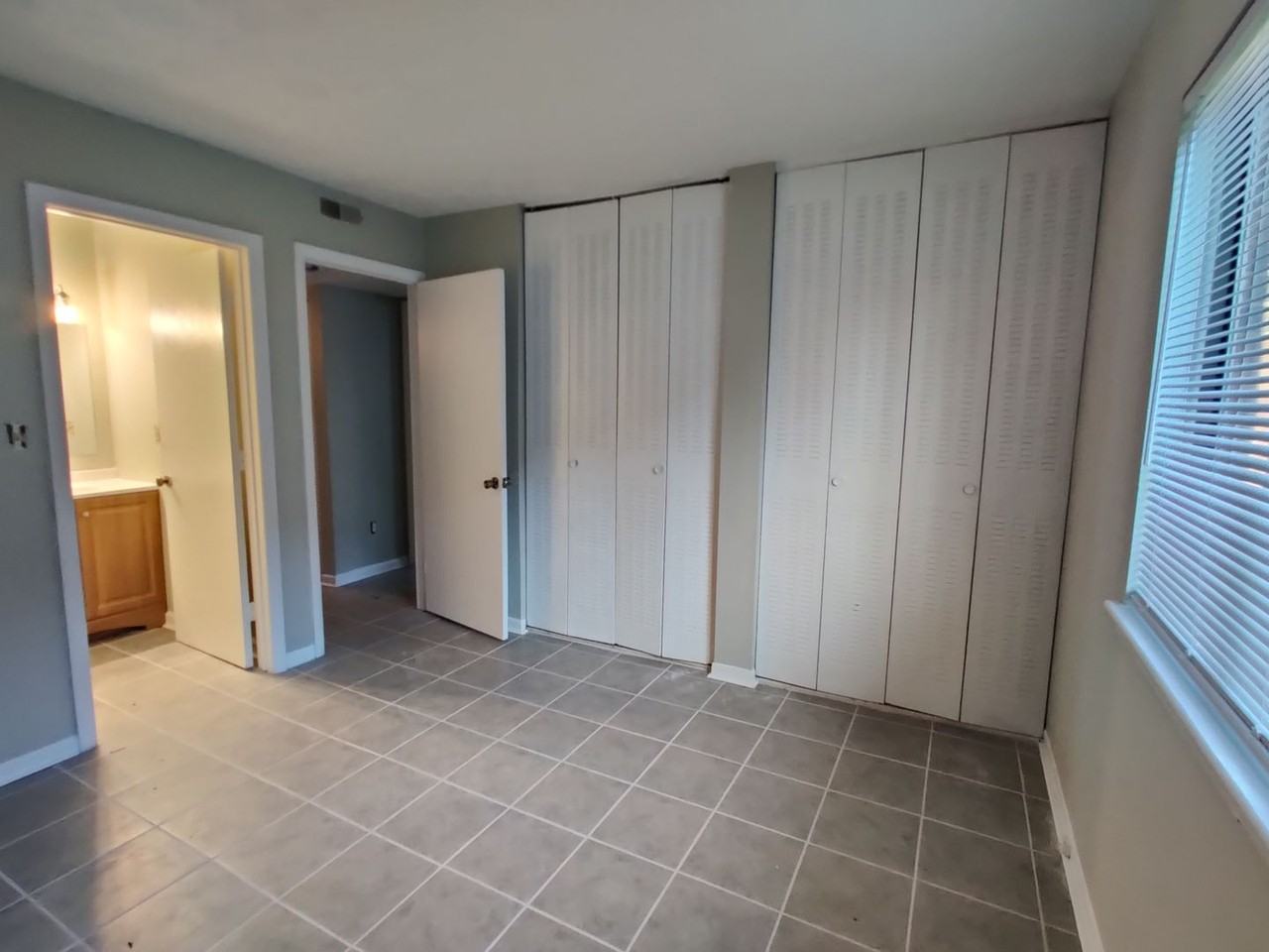 300 Orchard Trace Ln - Photo 7 of 14