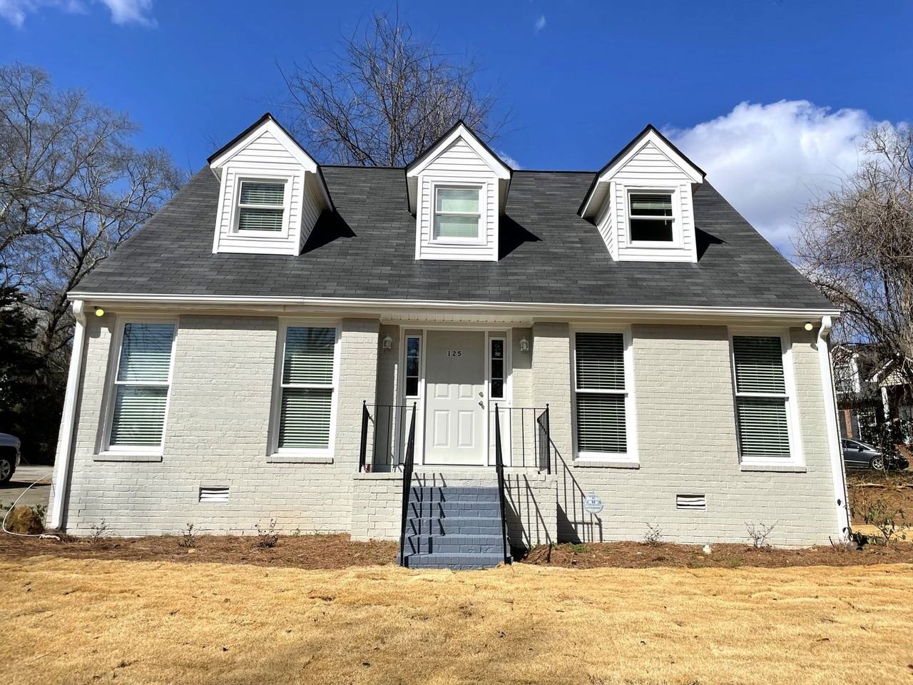 125 Hardin Dr - Photo 2 of 20