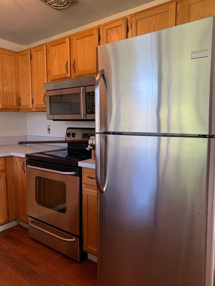 458 154th Ave Se - Photo 4 of 17