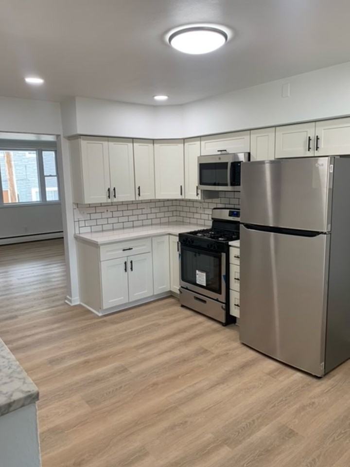 342 Cedarville St - Photo 2 of 18