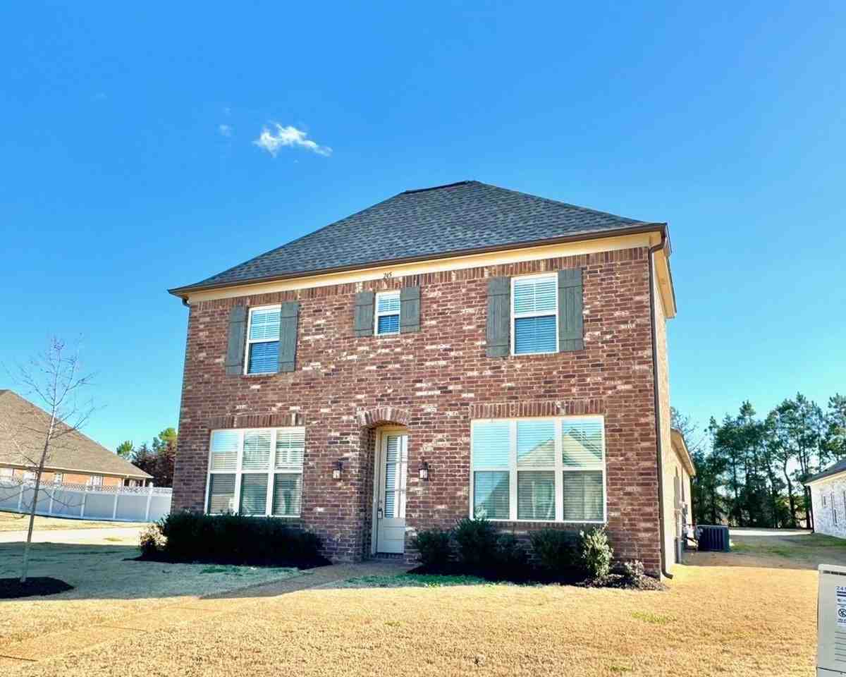 245 Azalea Dr - Photo 2 of 11